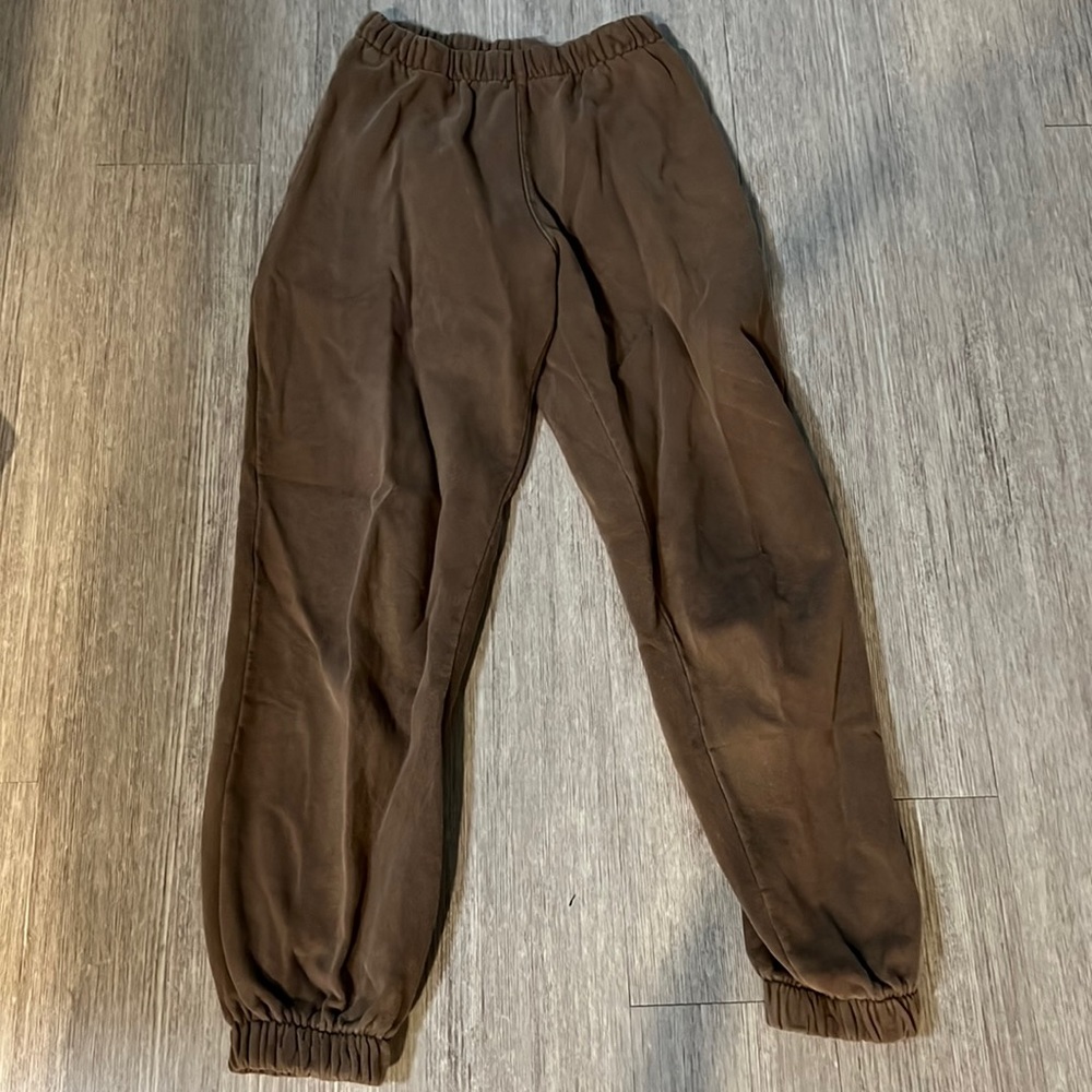 Brandy John Galt sweatpants. Rosa style